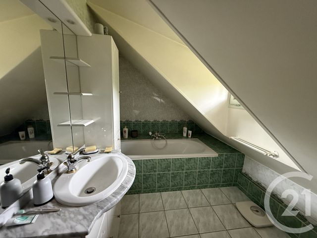 maison à vendre - 7 pièces - 196.18 m2 - GUECELARD - 72 - PAYS-DE-LOIRE - Century 21 Harmony