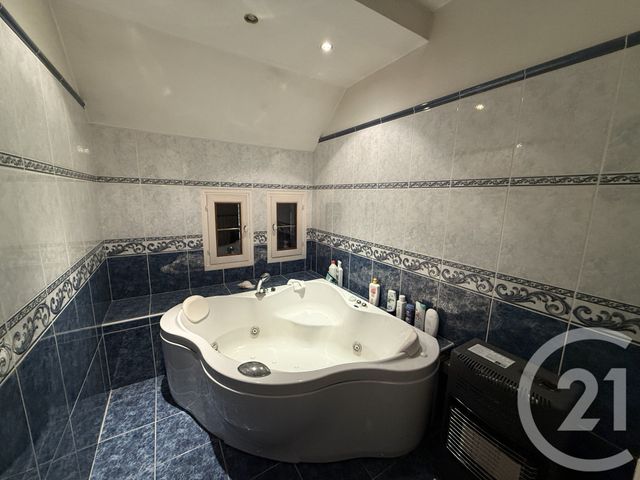 maison à vendre - 7 pièces - 196.18 m2 - GUECELARD - 72 - PAYS-DE-LOIRE - Century 21 Harmony