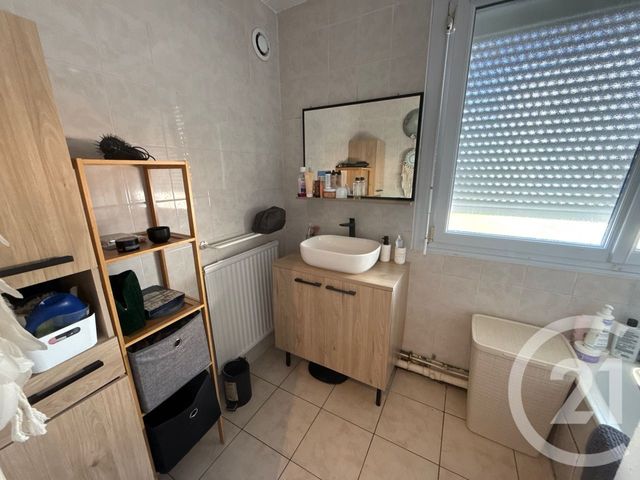 Afficher la photo en grand Appartement T4 à vendre - 4 pièces - 86.97 m2 - LE MANS - 72 - PAYS-DE-LOIRE - Century 21 Harmony