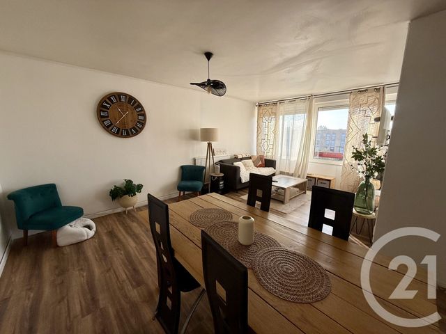 Afficher la photo en grand Appartement T4 à vendre - 4 pièces - 86.97 m2 - LE MANS - 72 - PAYS-DE-LOIRE - Century 21 Harmony
