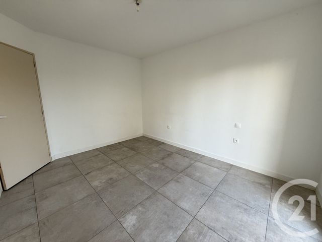 maison à louer - 5 pièces - 127.31 m2 - PARIGNE L EVEQUE - 72 - PAYS-DE-LOIRE - Century 21 Harmony