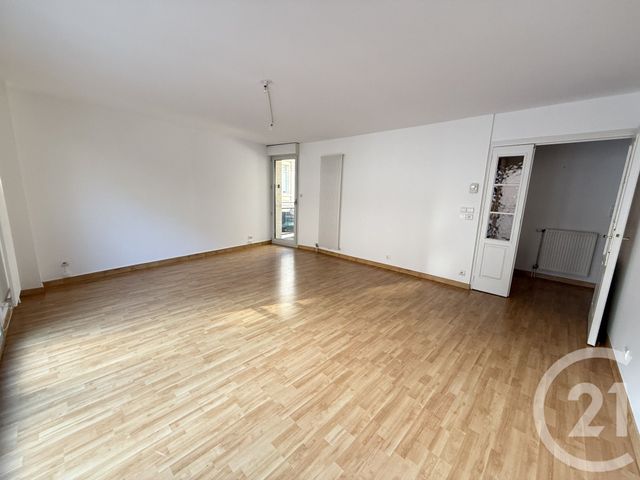 Afficher la photo en grand Appartement F4 à louer - 4 pièces - 103.72 m2 - LE MANS - 72 - PAYS-DE-LOIRE - Century 21 Harmony