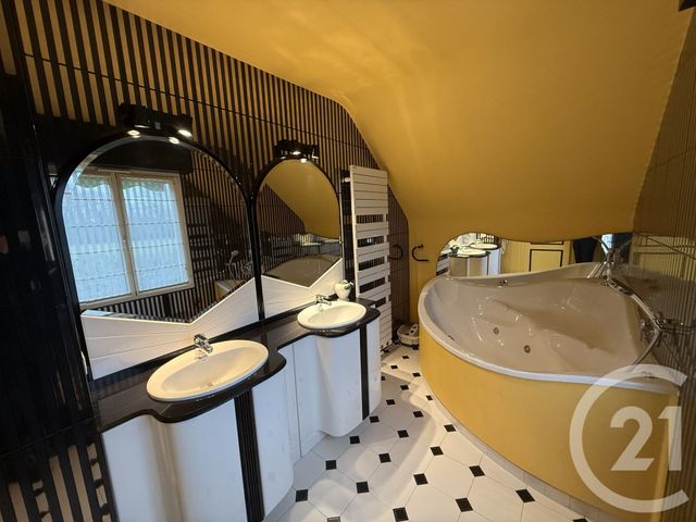 maison à vendre - 7 pièces - 252.83 m2 - RUAUDIN - 72 - PAYS-DE-LOIRE - Century 21 Harmony