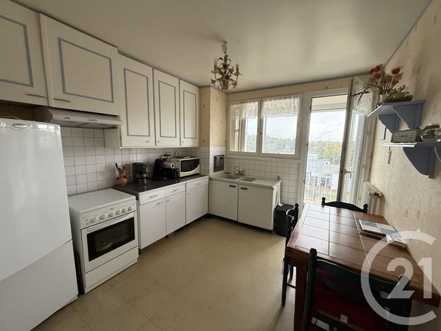 Afficher la photo en grand Appartement F3 à vendre - 3 pièces - 67.31 m2 - ALLONNES - 72 - PAYS-DE-LOIRE - Century 21 Harmony