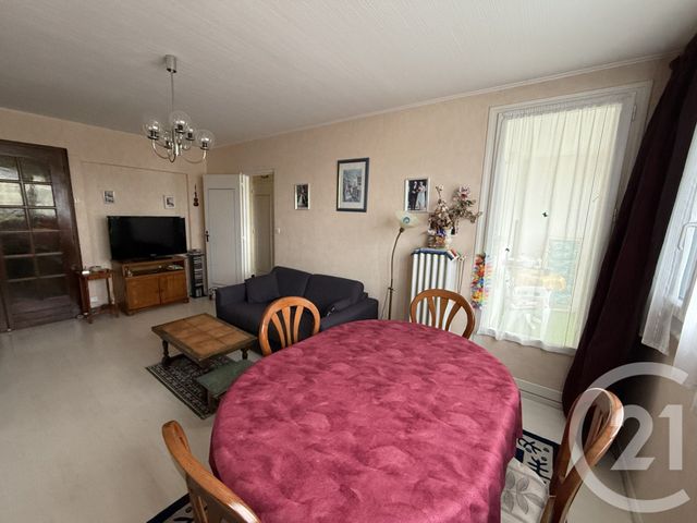 Afficher la photo en grand Appartement F3 à vendre - 3 pièces - 67.31 m2 - ALLONNES - 72 - PAYS-DE-LOIRE - Century 21 Harmony