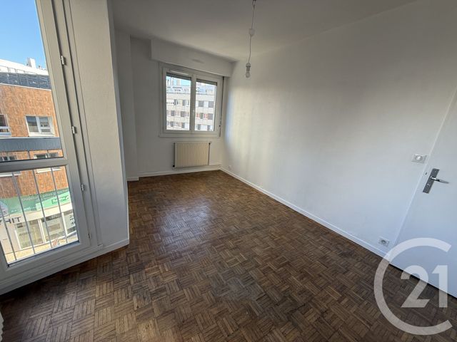 Afficher la photo en grand Appartement à louer - 3 pièces - 74.05 m2 - LE MANS - 72 - PAYS-DE-LOIRE - Century 21 Harmony