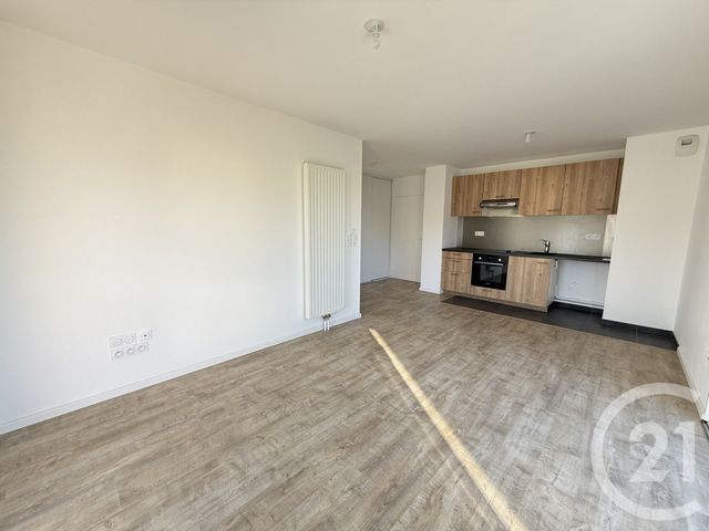 Afficher la photo en grand Appartement F3 à louer - 3 pièces - 58.21 m2 - LE MANS - 72 - PAYS-DE-LOIRE - Century 21 Harmony