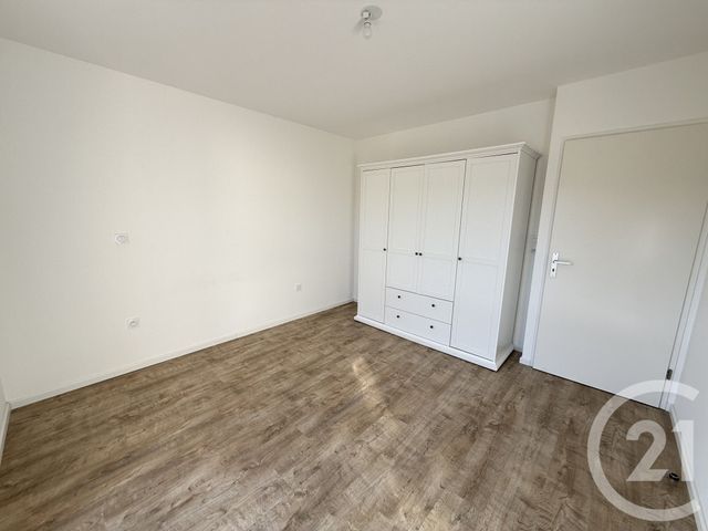 Afficher la photo en grand Appartement F3 à louer - 3 pièces - 58.21 m2 - LE MANS - 72 - PAYS-DE-LOIRE - Century 21 Harmony