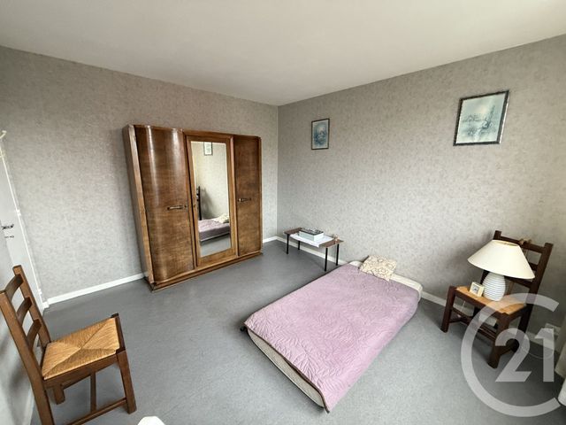 Appartement F3 à vendre - 3 pièces - 67.35 m2 - ALLONNES - 72 - PAYS-DE-LOIRE - Century 21 Harmony