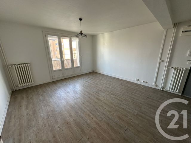 Appartement T3 à louer - 3 pièces - 55.99 m2 - LE MANS - 72 - PAYS-DE-LOIRE - Century 21 Harmony