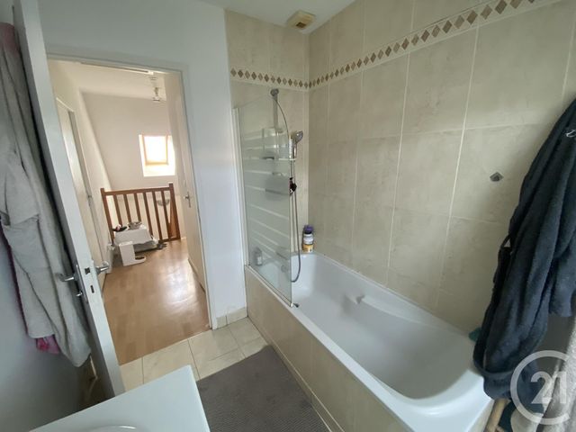 maison à louer - 4 pièces - 89.79 m2 - CHAUFOUR NOTRE DAME - 72 - PAYS-DE-LOIRE - Century 21 Harmony