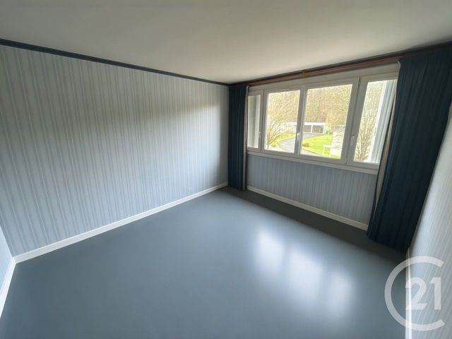 Appartement F4 à vendre - 4 pièces - 77.59 m2 - ALLONNES - 72 - PAYS-DE-LOIRE - Century 21 Harmony