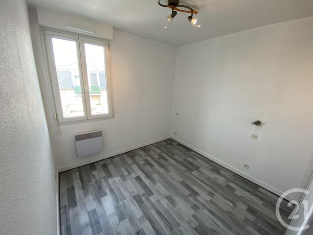 Appartement T4 à louer - 4 pièces - 87.4 m2 - LE MANS - 72 - PAYS-DE-LOIRE - Century 21 Harmony