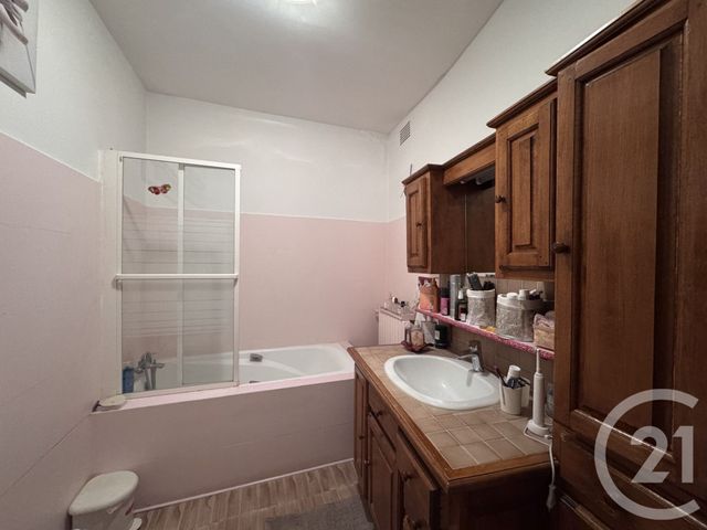 Appartement T3 à vendre - 3 pièces - 92.0 m2 - LE MANS - 72 - PAYS-DE-LOIRE - Century 21 Harmony