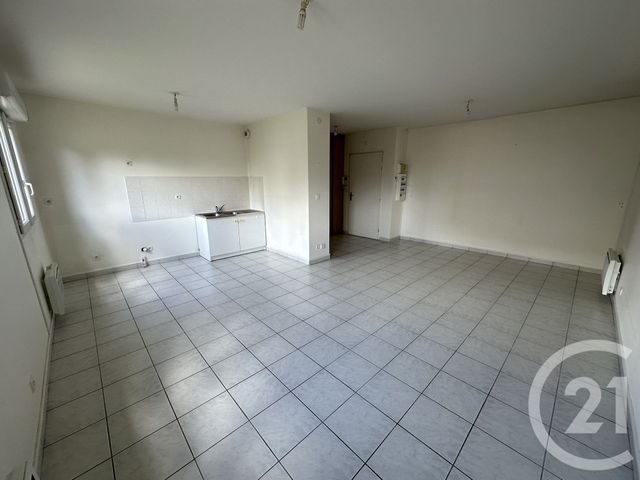 Appartement F3 à louer - 3 pièces - 68.57 m2 - COULAINES - 72 - PAYS-DE-LOIRE - Century 21 Harmony