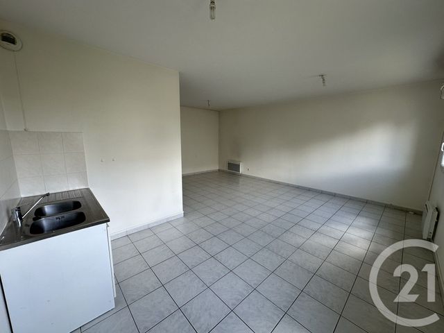 Appartement F3 à louer - 3 pièces - 68.57 m2 - COULAINES - 72 - PAYS-DE-LOIRE - Century 21 Harmony