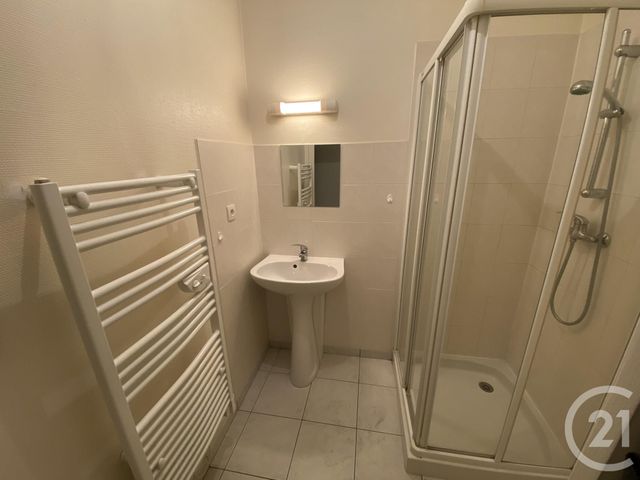 Appartement F3 à louer - 3 pièces - 68.57 m2 - COULAINES - 72 - PAYS-DE-LOIRE - Century 21 Harmony