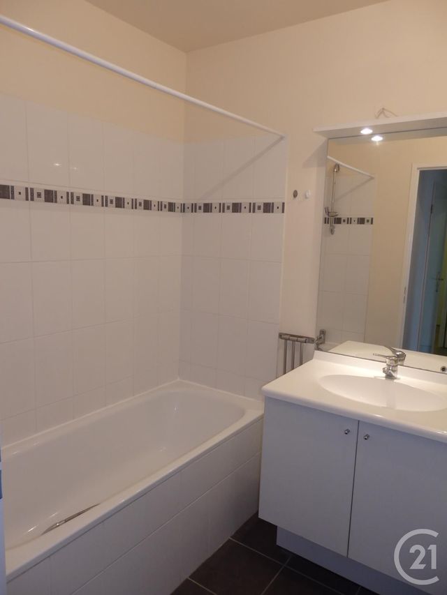 Appartement F3 à louer - 3 pièces - 61.95 m2 - LE MANS - 72 - PAYS-DE-LOIRE - Century 21 Harmony