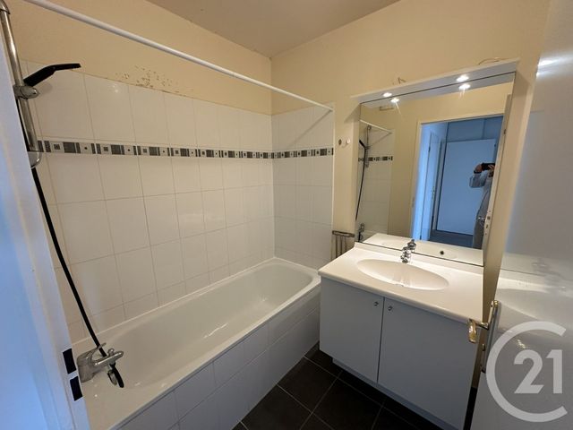 Appartement F3 à louer - 3 pièces - 61.95 m2 - LE MANS - 72 - PAYS-DE-LOIRE - Century 21 Harmony