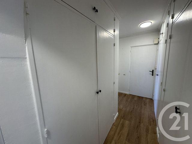 Appartement T4 à louer - 4 pièces - 76.75 m2 - ALLONNES - 72 - PAYS-DE-LOIRE - Century 21 Harmony