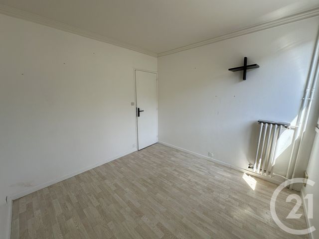 Appartement T4 à louer - 4 pièces - 76.75 m2 - ALLONNES - 72 - PAYS-DE-LOIRE - Century 21 Harmony