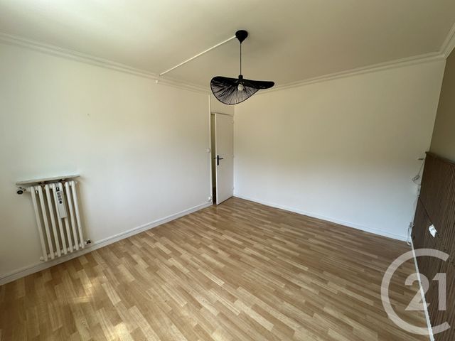 Appartement T4 à louer - 4 pièces - 76.75 m2 - ALLONNES - 72 - PAYS-DE-LOIRE - Century 21 Harmony
