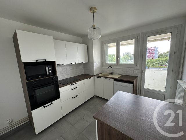 Appartement T4 à louer - 4 pièces - 76.75 m2 - ALLONNES - 72 - PAYS-DE-LOIRE - Century 21 Harmony