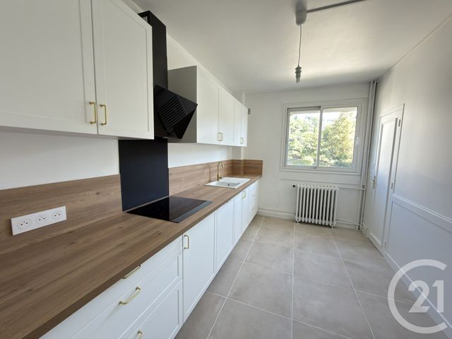 Appartement T4 à vendre - 4 pièces - 124.77 m2 - LE MANS - 72 - PAYS-DE-LOIRE - Century 21 Harmony