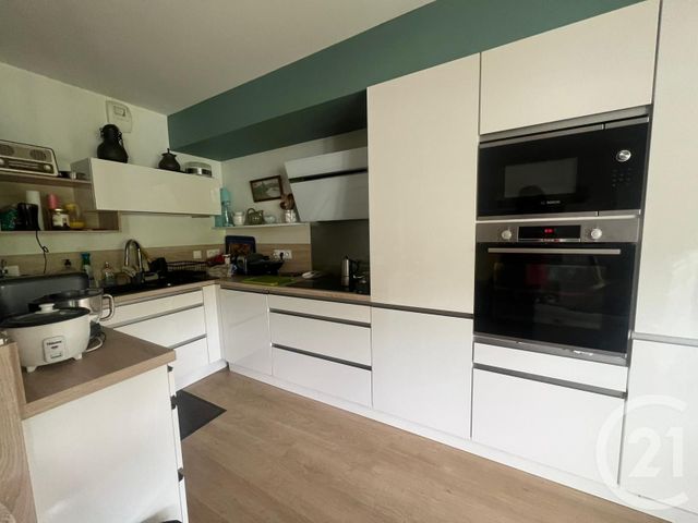 Appartement T4 à vendre - 4 pièces - 85.75 m2 - COULAINES - 72 - PAYS-DE-LOIRE - Century 21 Harmony