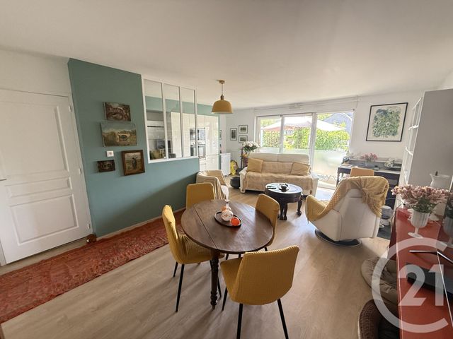 Appartement T4 à vendre - 4 pièces - 85.75 m2 - COULAINES - 72 - PAYS-DE-LOIRE - Century 21 Harmony