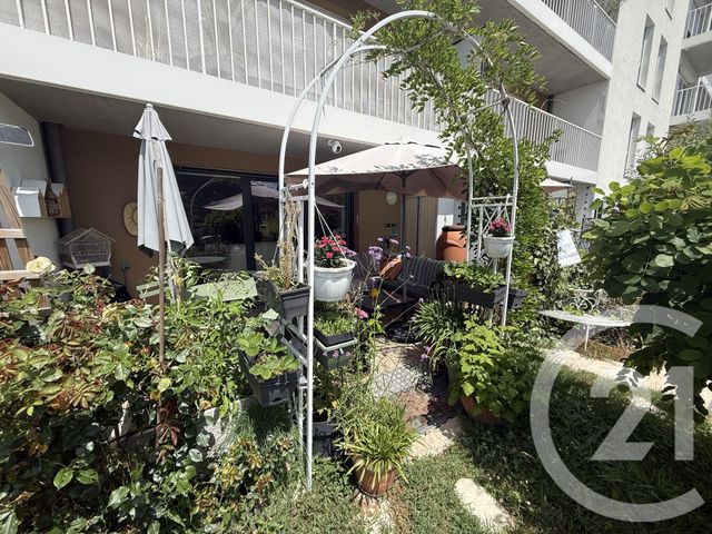 Appartement T4 à vendre - 4 pièces - 85.75 m2 - COULAINES - 72 - PAYS-DE-LOIRE - Century 21 Harmony