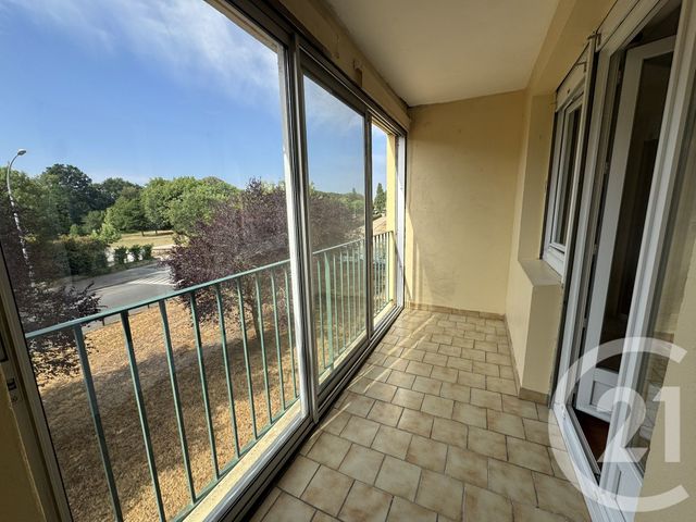 Appartement T3 à louer - 3 pièces - 79.74 m2 - LE MANS - 72 - PAYS-DE-LOIRE - Century 21 Harmony