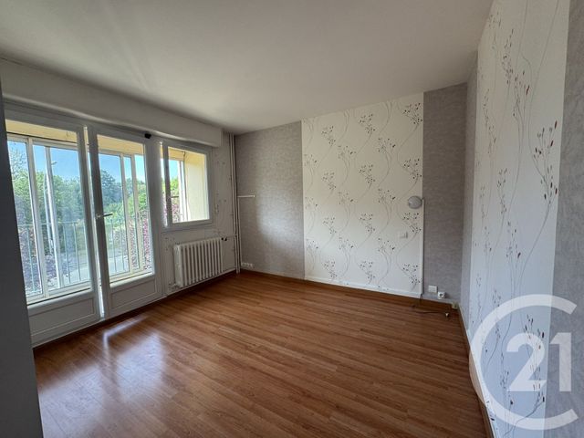 Appartement T3 à louer - 3 pièces - 79.74 m2 - LE MANS - 72 - PAYS-DE-LOIRE - Century 21 Harmony