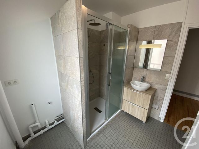 Appartement T4 à louer - 3 pièces - 81.33 m2 - LE MANS - 72 - PAYS-DE-LOIRE - Century 21 Harmony
