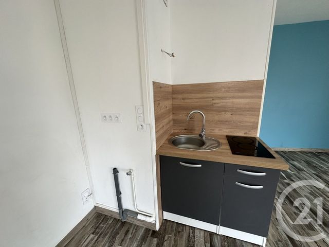 Appartement T1 à louer - 1 pièce - 29.45 m2 - LA BAZOGE - 72 - PAYS-DE-LOIRE - Century 21 Harmony